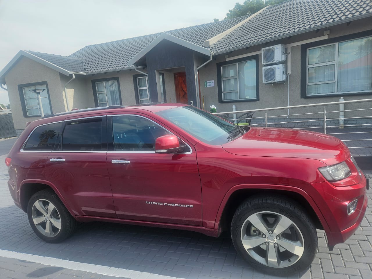 Professional shuttle service ready for local tours and airport transfers